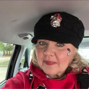 Meet your Posher, Pamela